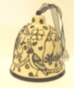 Dennis Chinaworks - Elizabethan Embroidery Bell